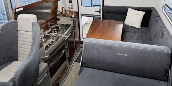 Sargo 31, two double cabins